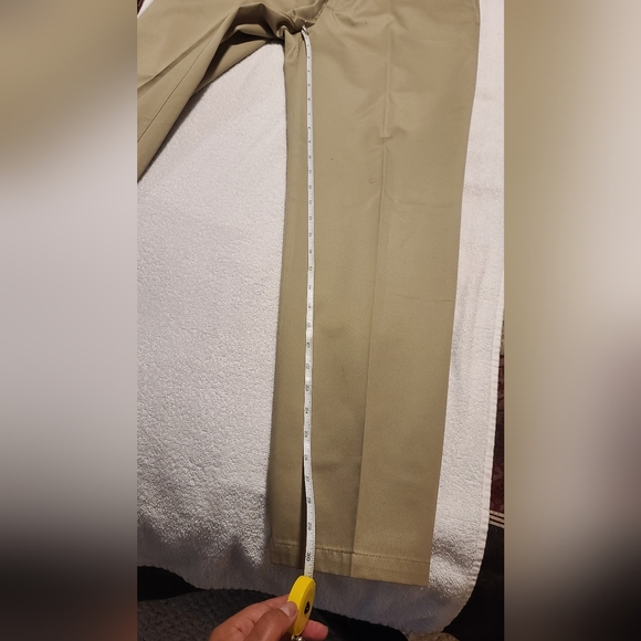 DOCKERS Signature Khaki Straight Fit Pants Size 32x30 - Picture 7 of 10